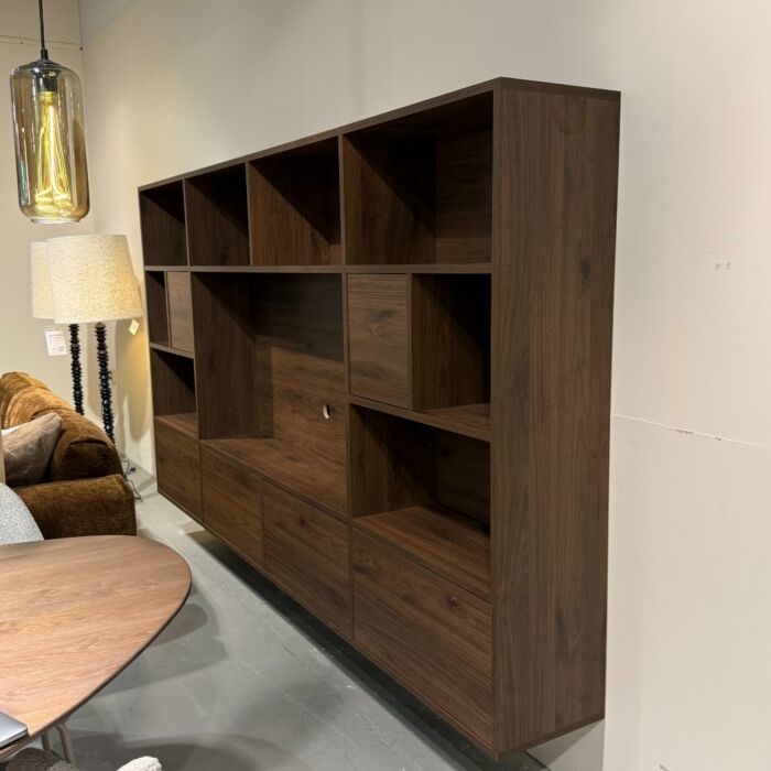 Wandkast Kuai Bruin