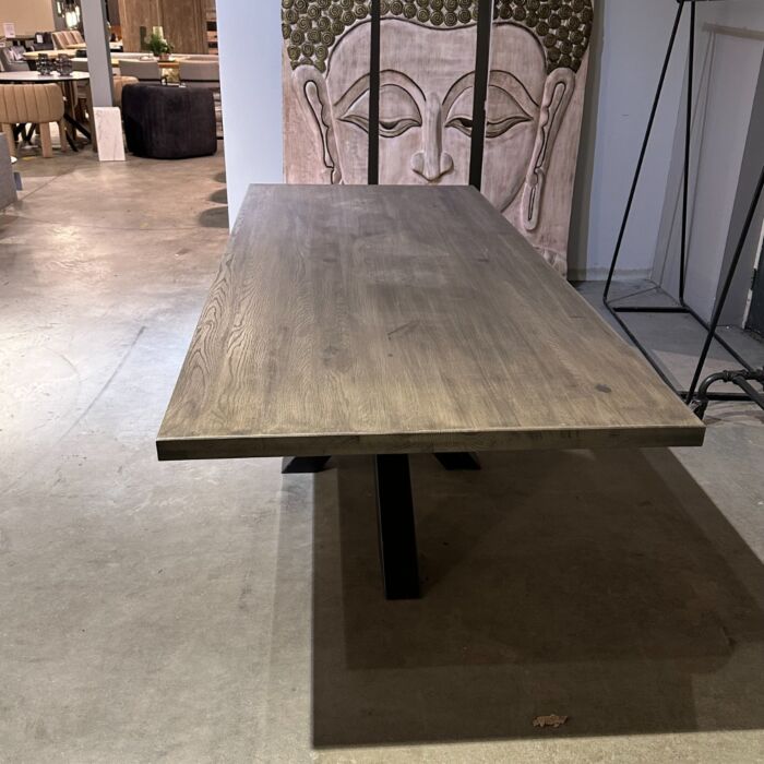 Eettafel Ramon 240 x 100cm