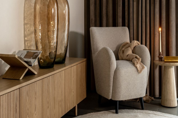 Hoe creëer je een leeshoek in een minimalistisch interieur?