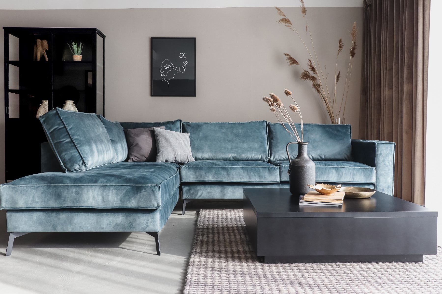 mythologie Grap cruise Waarom een blauwe bank in je interieur een musthave is!